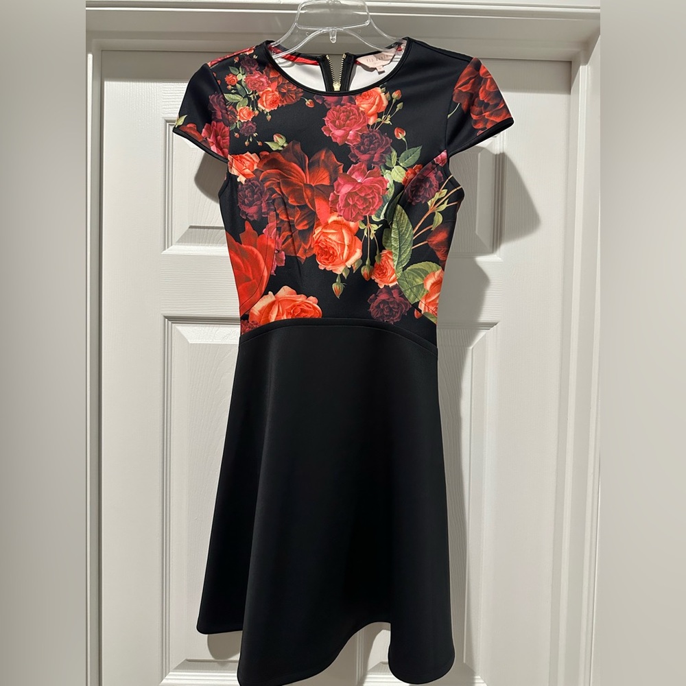 Ted Baker Xylee Skater Dress Black and Red  Floral Print Scuba cap sleeve.